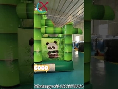 Casa gonfiabile con scivolo di bambù Panda