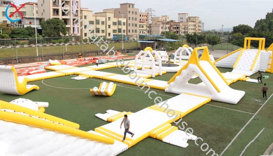 Fornitore Gaint Floating 0.9mm PVC Outdoor Inflatabile attrezzature per parco acquatico OEM/ODM