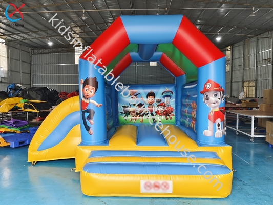Pattuglia a zampa gonfiabile personalizzata Salto castello rimbalzante con combo di scivolo per bambini