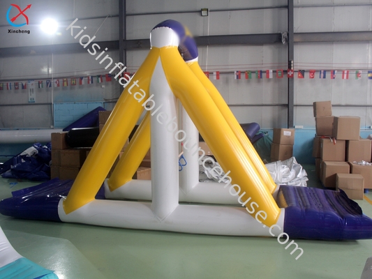 Parco acquatico di fabbrica Gioco gonfiabile acqua galleggiante oscillazione gonfiabile giocattoli acquatici